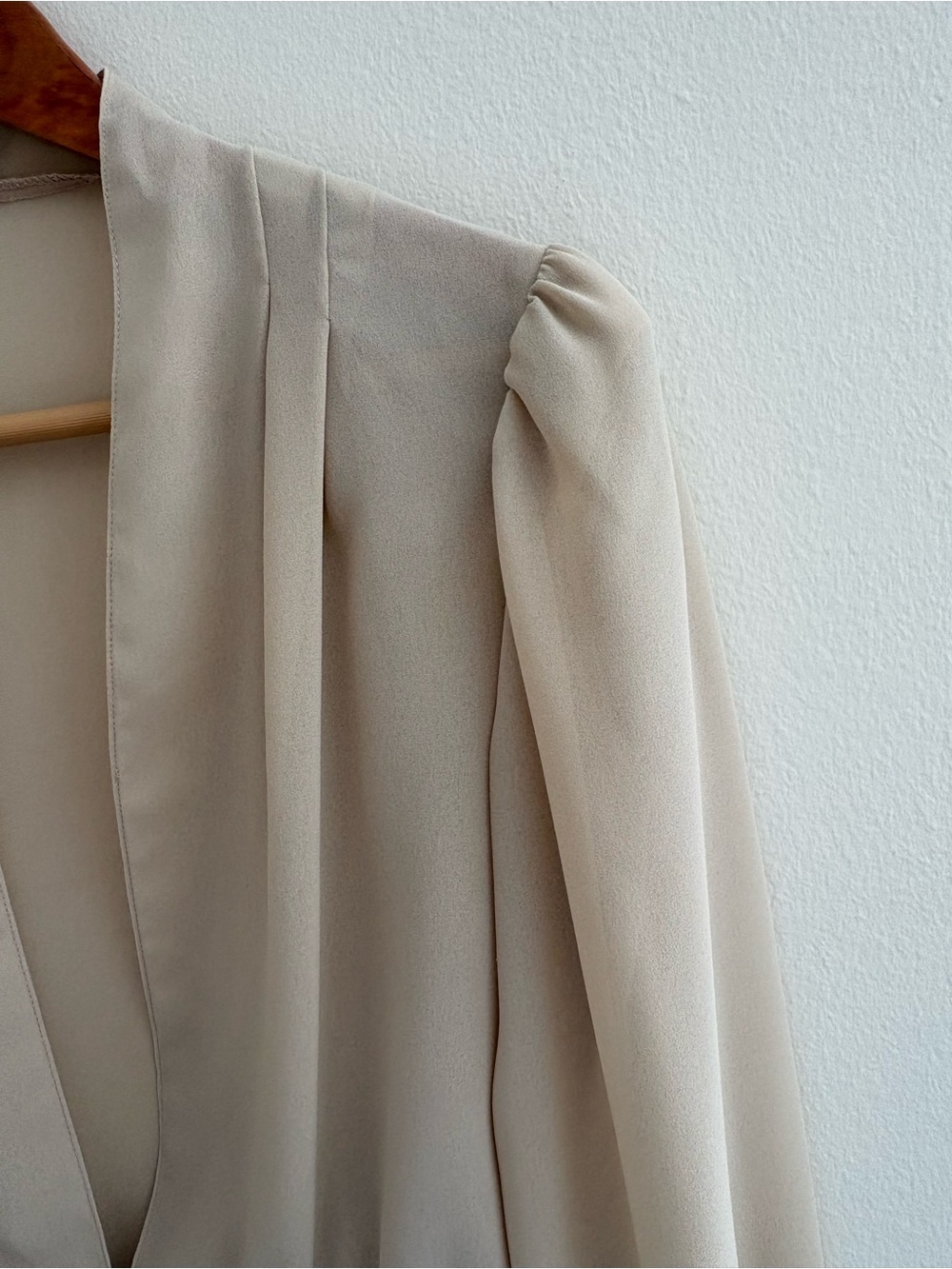Vintage Women's Cream Blouse-Style Jacket